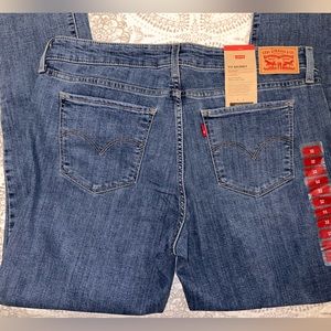 Female Levi’s jeans